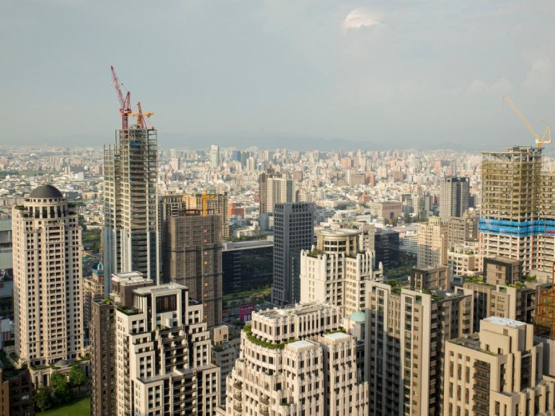 《平均地權條例》7月上路　投資客逃命、豪宅變雞肋...專家警告房市將掀4變化：想賣房的要更小心