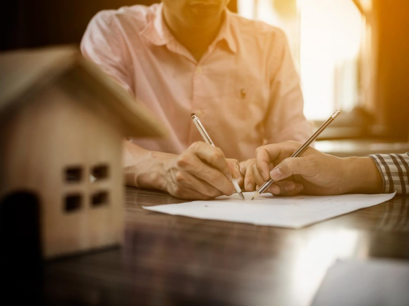 說好買房借名登記，沒想對方強辯「是送的」想將房子占為己有...律師提醒：法院攻防4關鍵重點