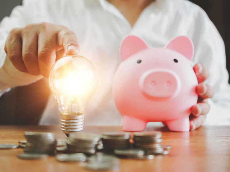 他當18年社畜，從住1坪套房到身價破億「不再為錢煩惱」：只靠拼命存錢，不可能財富自由